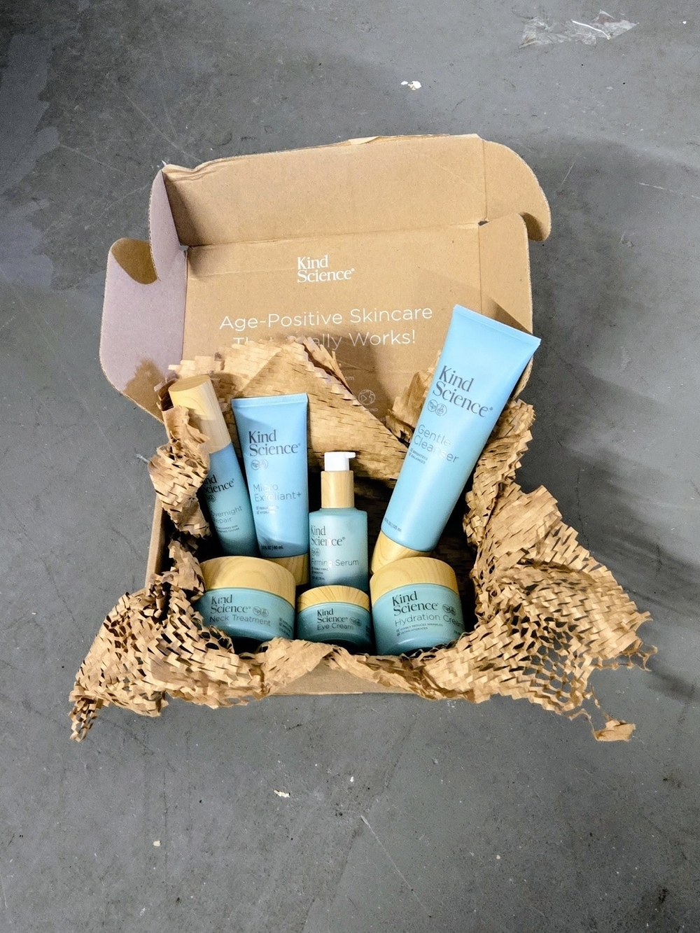 Hydration Face Care. 7 Full Size Bottles. Kind Science